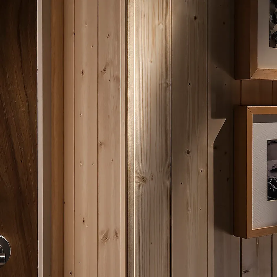 Baguette d'angle chêne arrondis 20 x 20 mm L.2,4 m- Clearance