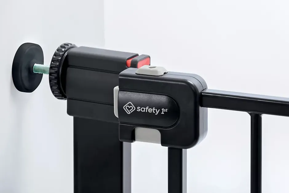 Safety 1st Barrière de sécurité en métal noir Easy Close