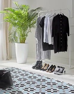 Pegane Boite de 24 Carreaux de ciment hydraulique 0,96m2 / Carreaux de ciment artisanaux pour sol et mur coloris bleu - l.20 x L.20 cm