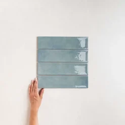 Les Carreaux De Jean Carrelage Effet Zellige Bleu NARA Mar Gloss 7,5x30cm - Les Carreaux de Jean