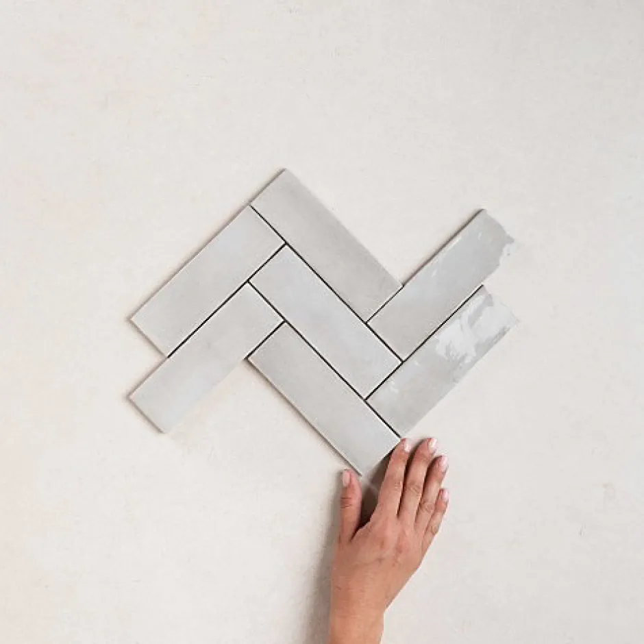 Gioia Materia Carrelage Effet Zellige Gris COLO Gloss 5x15 Amber Grey - Les Carreaux de Jean