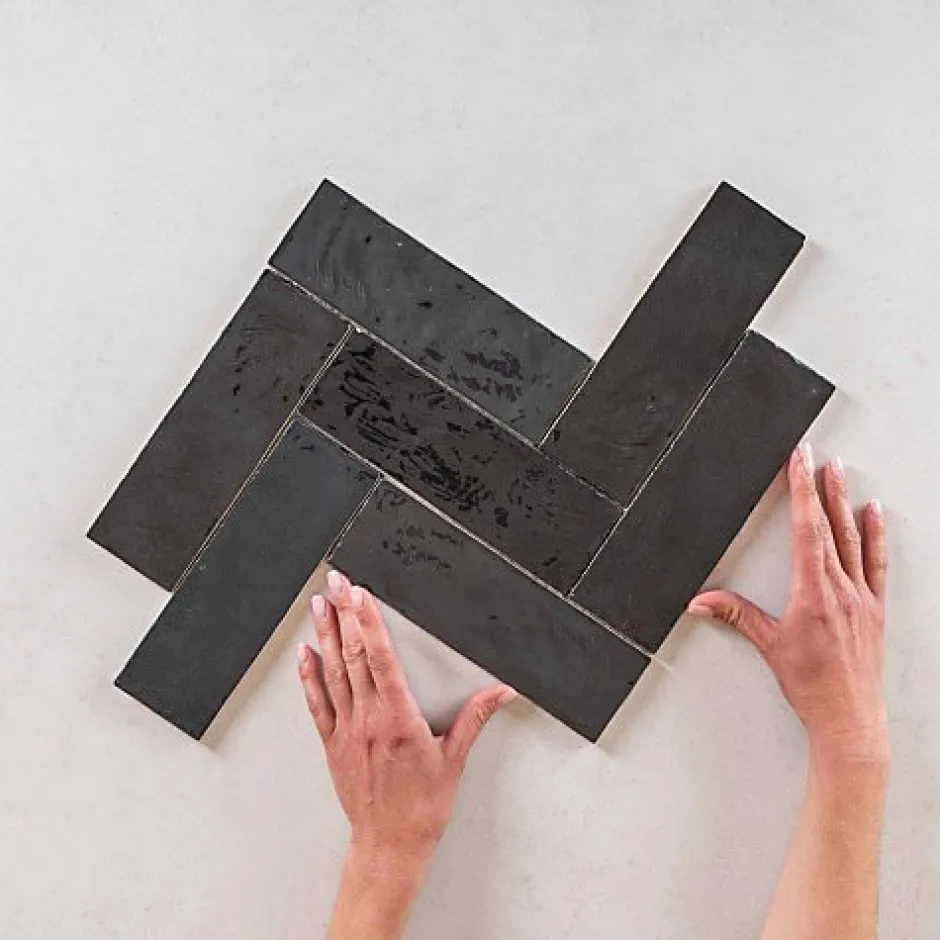 Gioia Materia Carrelage Effet Zellige Noir LA RIVIERA 6,5x20 Tourmaline - Les Carreaux de Jean