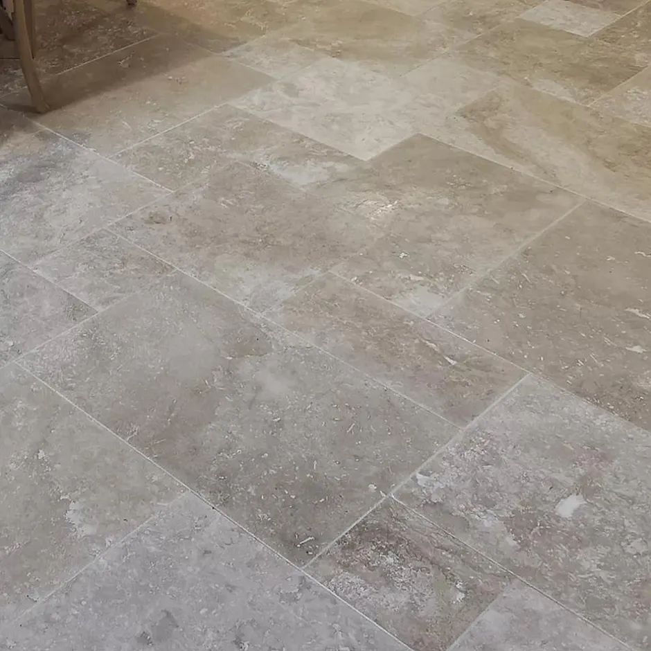 Carrelage en travertin light adouci rebouché PREMIUM - Opus : 4 formats x 1,2 cm - Vendu par lot de 0,74 m²-Ligerio Best