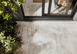 Carrelage extérieur Pinewood blanc 20 x 80 cm-GoodHome Discount