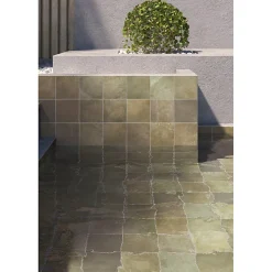Aelle Carrelage Carrelage extérieur piscine carré vert mate 15x15 cm SPA&POOLS JUNGLE MAT