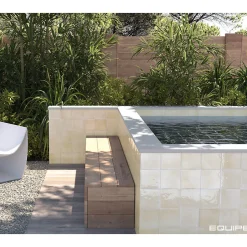 Carrelage extérieur piscine carré beige brillant 15x15 cm SPA&POOLS CANVAS-Aelle Carrelage Clearance