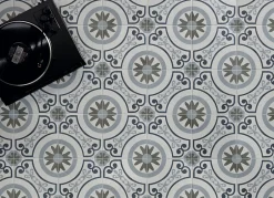 Carrelage Imitation Carreaux De Ciment 22,3x22,3 HAVANA White Garden - Les Carreaux de Jean-Les Carreaux De Jean  Online