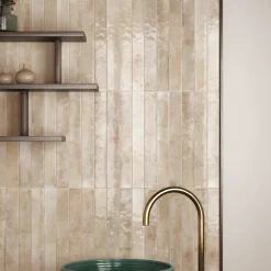 Lux Mosaic Carrelage Mur Intérieur Format allongé Beige Brillant. Bali Almond 5x40 cm
