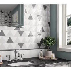 Carrelage mur triangulaire uni blanc brillant 10,8x12,4 cm SCALE TRIANGOLO WHITE-Aelle Carrelage New