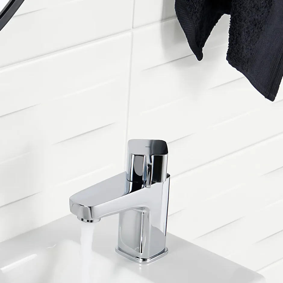 GoodHome Carrelage mural blanc mat décor 3D L.60 x l.20 cm x ép.8,3 mm, Plain