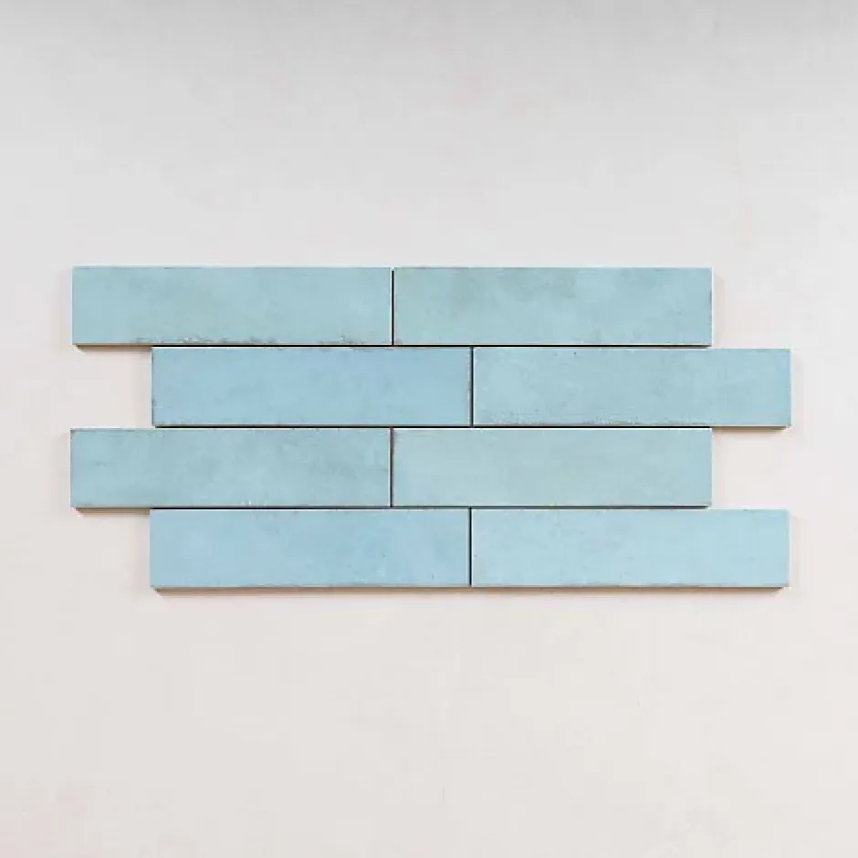 Gioia Materia Carrelage mural Effet Zellige Bleu Ciel TRIBE 6x24,6cm Watercolour - Les Carreaux de Jean