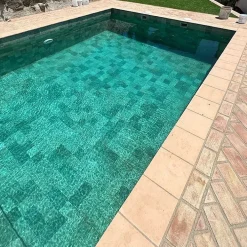 Carrelage Piscine piscine BALI GREEN 15x15 cm imitation pierre de bali-Concept Mosaïque Best