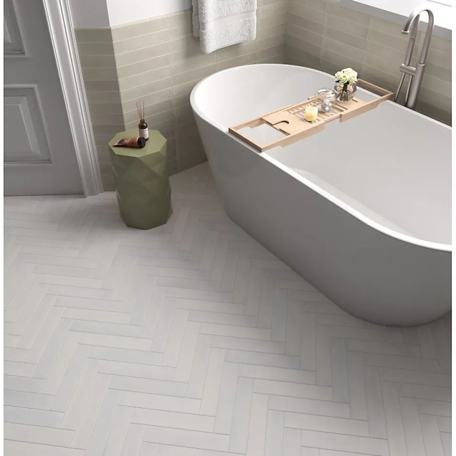 Aelle Carrelage Carrelage sol / mur brique déco mixe mate et brillant effet béton blanc 6x30 cm WADI DECOR SNOW