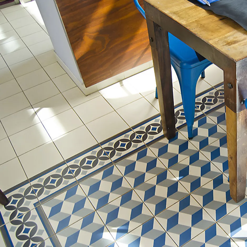 Carrelage sol / mur effet ciment motif cube 20x20 cm 1900 GÜELL 3 ANGLE-Aelle Carrelage Discount