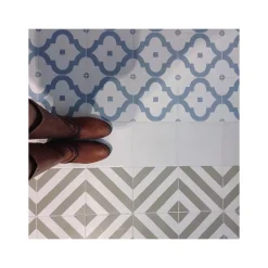 Carrelage sol / mur effet ciment bleu 20x20 cm MAORI LADAKHI CIELO-Aelle Carrelage Online