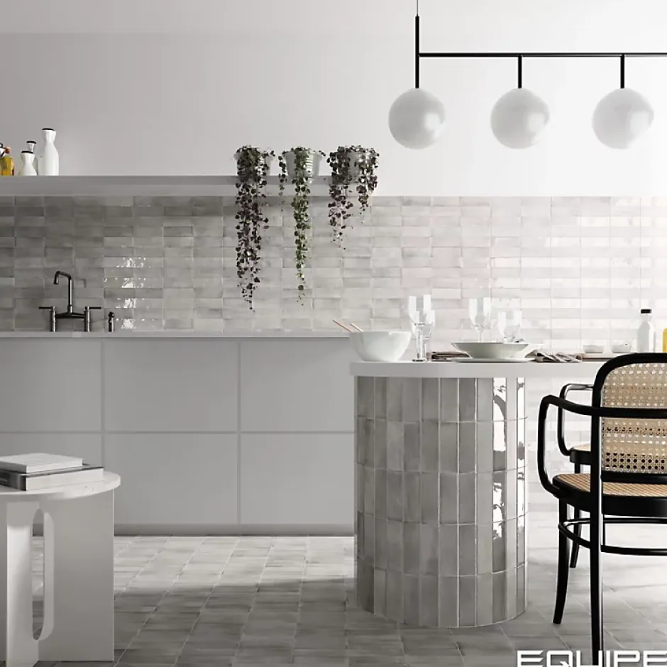 Carrelage sol / mur effet zellige bejmat marocain 5X15 cm gris mate 5X15 cm COCO AMBER GREY MATT-Aelle Carrelage Best