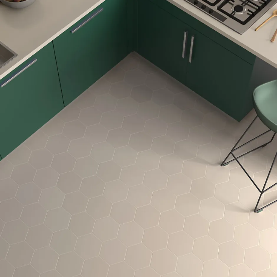 Carrelage sol / mur hexagonal uni taupe 17,5x20 cm COIMBRA TAUPE 30634-Aelle Carrelage Online