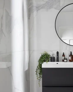 Carrelage sol et mur effet marbre blanc L.120 x l.60 cm x ép.9,4 mm, Pulido- Outlet