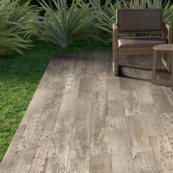 Carrelage sol extérieur en grès cérame émaillé effet bois gris l.15 x L.90 x ép.0,86 cm Timberlane-Ecoceramic Outlet