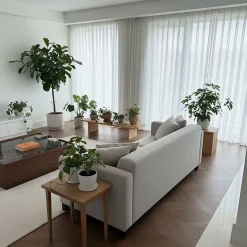 ÉCHANTILLON - Parquet massif chêne français, Pointe de Hongrie, Chevron 600x120x15 mm, Teinte foncée Élégante --Dileci New