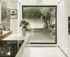 Châssis fixe en Aluminium RAL 9005 ( L.: 175 cm x H.: 180 cm)-3 in 1 New