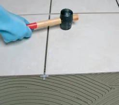 Semin Colle pour Carrelage Haute Performance Kedofix , Prêt à l'emploi, Intérieur/extérieur, seau de 5 kg