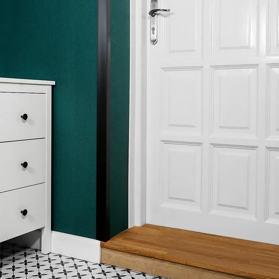 Cornière PVC 50x50mm , Autocollante, Protection coins et arêtes, 150 cm, noir-Quest Hot