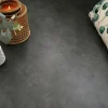 Décoweb Dalle sol PVC Clipsable Mix and Match - Click 5G - Béton anthracite - Paquet de 1,49 m²