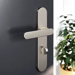 Ensemble poignée sur plaque rond à condamnation Minzh effet nickel satin gris L.120mm x l.42mm entraxe 165-195mm-GoodHome Clearance