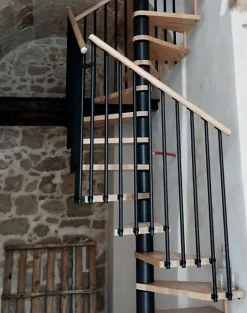 Escalier colimaçon 11 marches - Haut. à franchir 2.26 à 2.64m - Diam. 140cm - Trémie carrée - structure grise / marches naturel --Matisere Hot