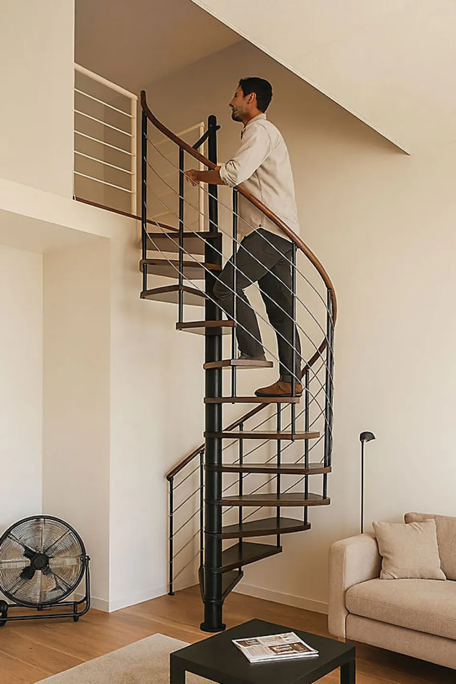 Matisere Escalier colimaçon 9 marches - Diamètre 140cm - Hauteur à franchir 1.76 à 2.12m - Noir et Noyer - VENE140-SNMNOY-9