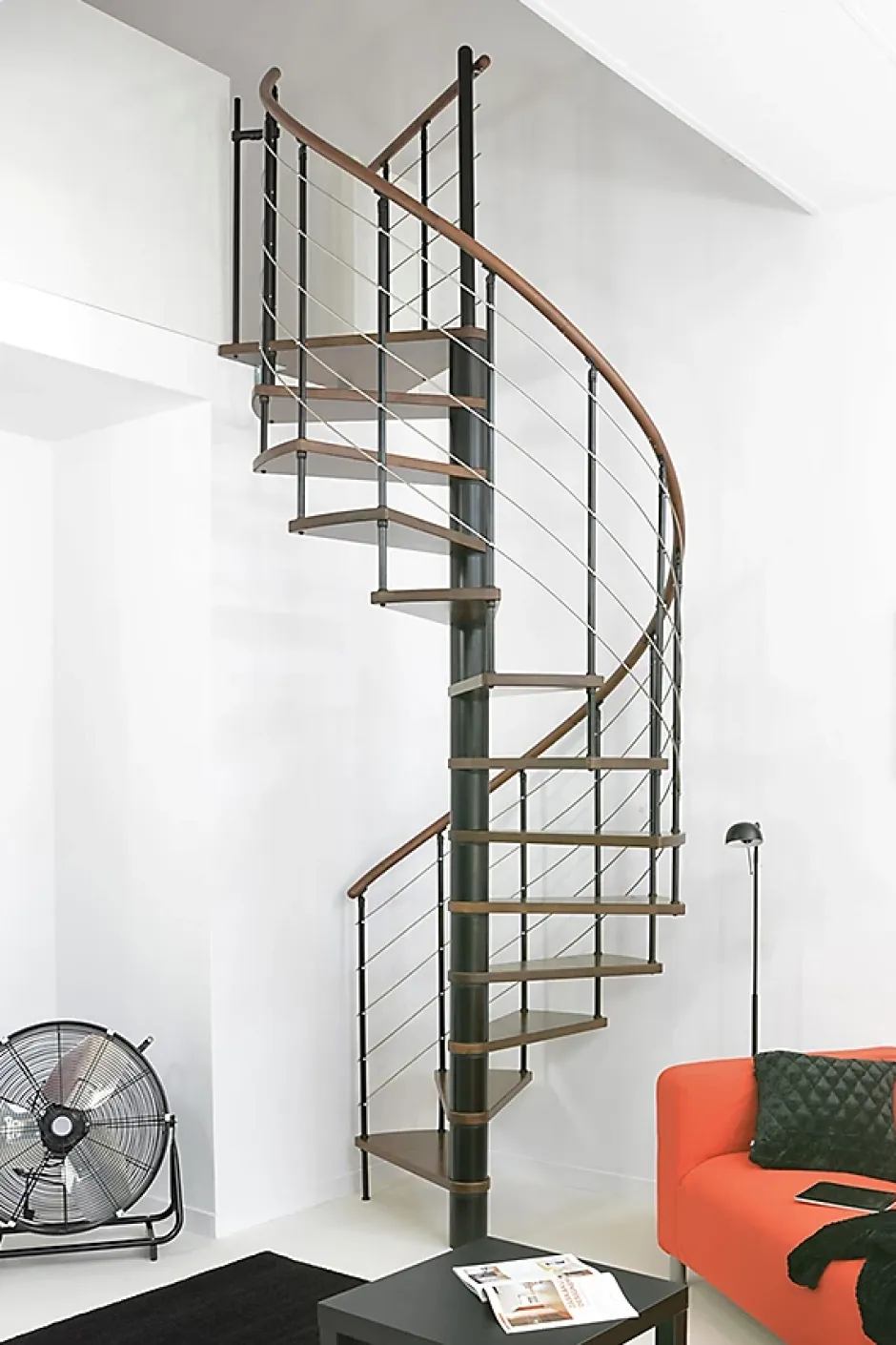 Matisere Escalier colimaçon 15 marches - Diamètre 140cm - Hauteur à franchir 3.04 à 3.52m - Blanc et Noyer - VENE140-SBMNOY-15