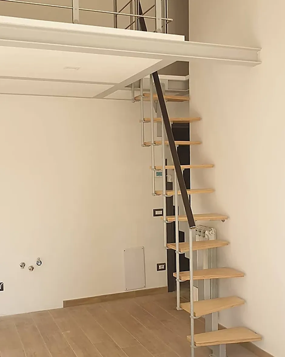 Matisere Escalier droit 10 marches - Hauteur à franchir de 2.20 à 2.60m - Largeur 60cm - Couleur bois et blanc - SMALL60/I-SBNAT-10