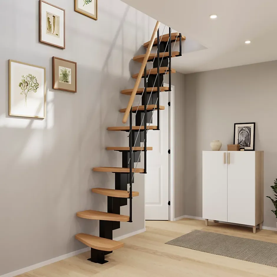 Escalier droit gain de place hêtre et acier noir 13 marches Cerros-Fortia New