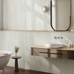 Faïence murale décor relief linéaire blanc cassé mat L.30 x l.7 cm, Minerra- Sale