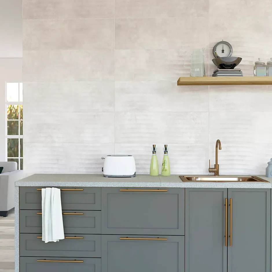 Faïence murale effet béton gris clair mat décor vague L.90 x l.30 cm x ép.10,5 mm, Unik-Baldocer Hot