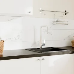 GoodHome Faïence murale effet marbre blanc L.60 x l.20 cm x ép.9,4 mm, Aruma