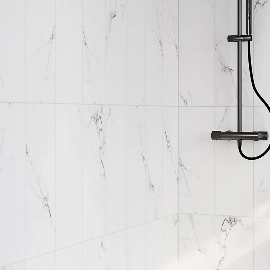 GoodHome Faïence murale effet marbre blanc L.60 x l.20 cm x ép.9,4 mm, Aruma