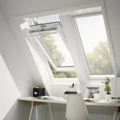 Fenêtre de toit à projection par le bas GPU UK04 0057 L.134 x H.98 cm Tout confort EverFinish blanc-VELUX New