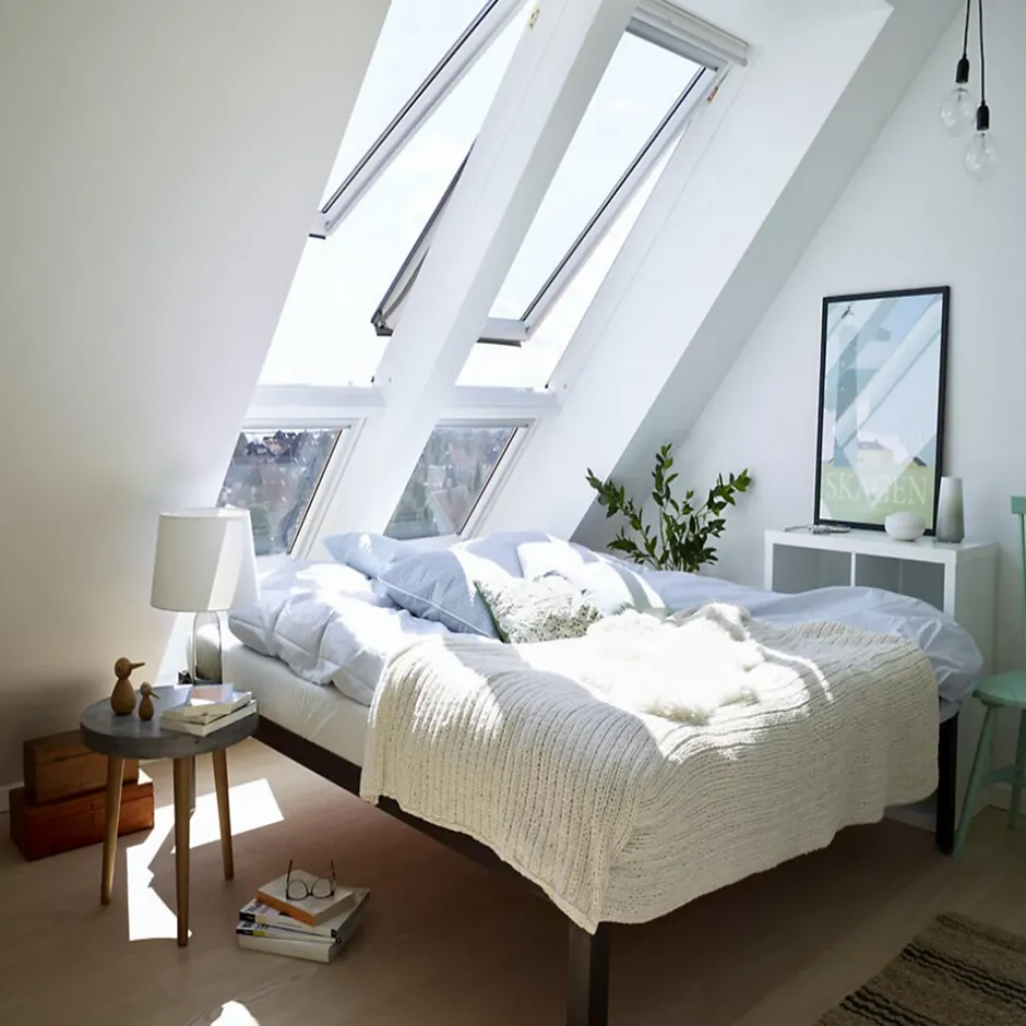 Fenêtre de toit à projection par le bas GPU MK04 0057 L.78 x H.98 cm Tout confort EverFinish blanc-VELUX