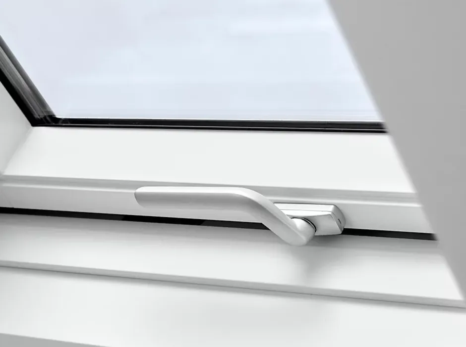 Fenêtre de toit à projection Confort Whitefinish - bois peint en blanc L. 78 x H. 118 cm (GPL 2076 MK06)-Velux Hot