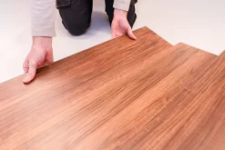 GAMME PRO - LAME CLIPSABLE TRÈS HAUTE RÉSISTANCE AVEC SOUS-COUCHE INTEGREE. IROKO GRIS FONCÉ - Pack T5 (79m²)-Samklic New