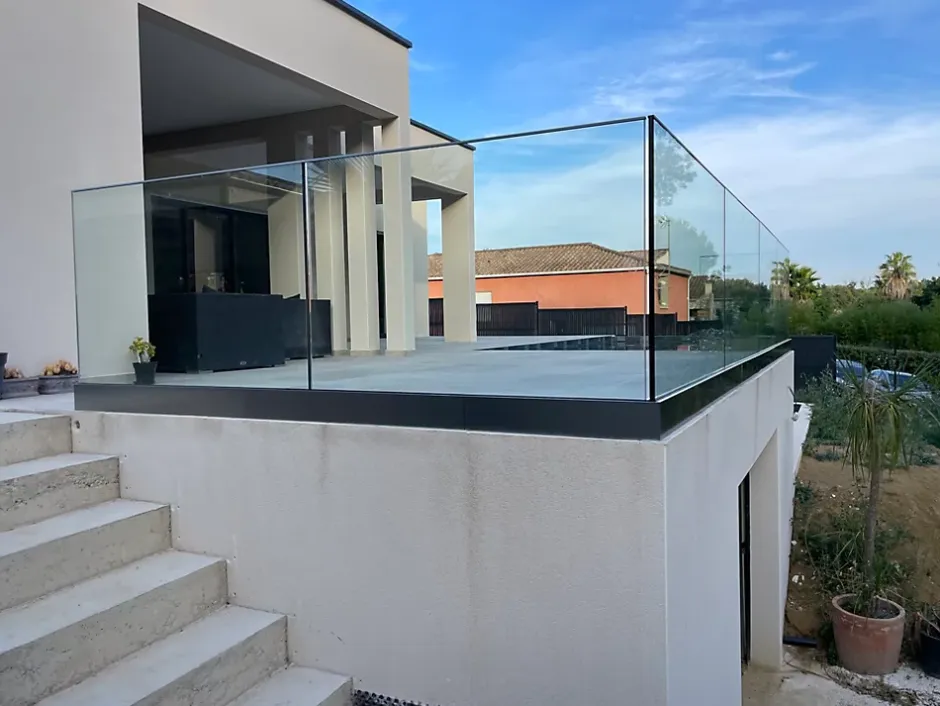 Garde-corps verre - Aluminium - Pose à la française au ML-Home mat Discount