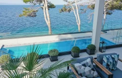 Verrea Garde-corps vitré en aluminium , Intérieur et Extérieur , Noir RAL 9005 FT , Vitrage feuilleté 88-2 , Fabrication française