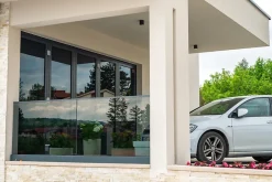 Verrea Garde-corps vitré , Intérieur et Extérieur , MARS 2525 , Vitrage feuilleté 88-2 , Fabrication française