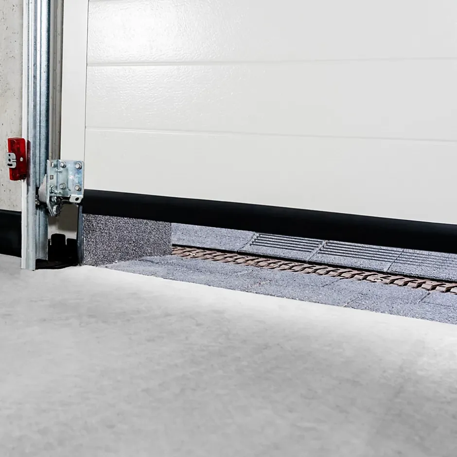 Quest Joint de dilatation en PVC 40x40mm, 5m flexible, bande de dilatation pour tous types de surfaces, noir