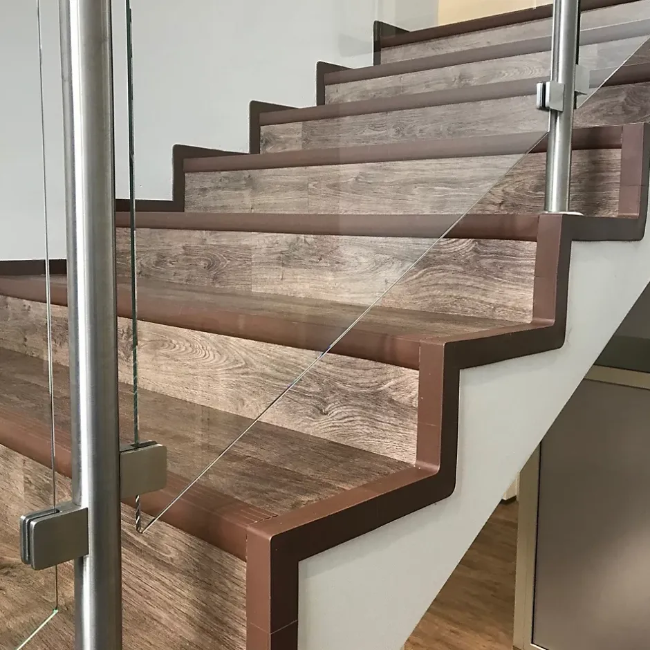 KIT de finition pour escaliers en PVC, marron, 1m-Quest Discount