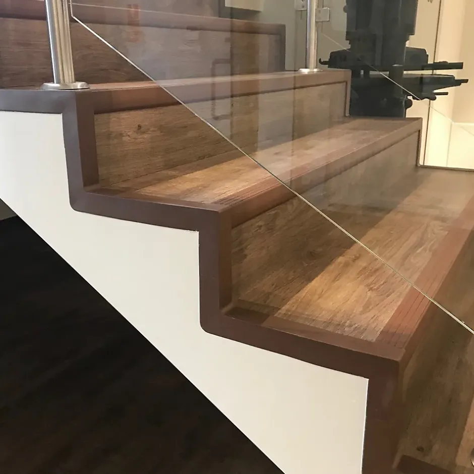 KIT de finition pour escaliers en PVC, marron, 1m-Quest Discount