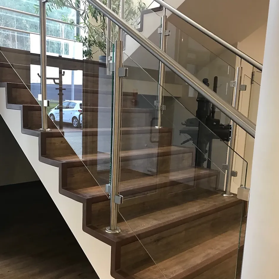 Quest KIT de finition pour escaliers en PVC, gris, 1m