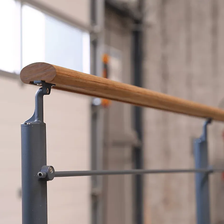 Kordo Kit garde-corps anthracite avec main courante Kebony 2m pose en applique, Opalu